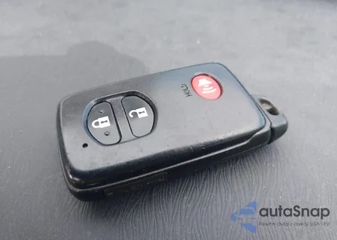 2010 Toyota Prius V from USA, damaged, VIN JTDKN3DU0A0151821